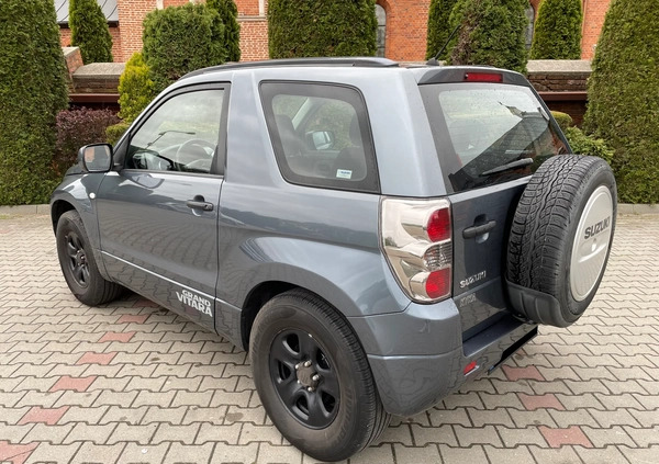 Suzuki Grand Vitara cena 24900 przebieg: 260000, rok produkcji 2008 z Zwoleń małe 121